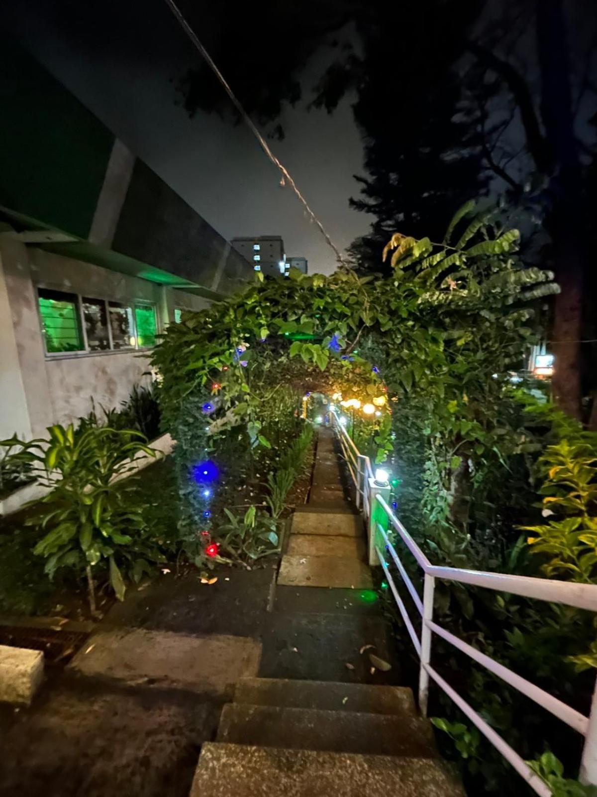All Care Bed And Breakfast Tagaytay City Eksteriør bilde